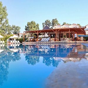 Pasiphae Hotel